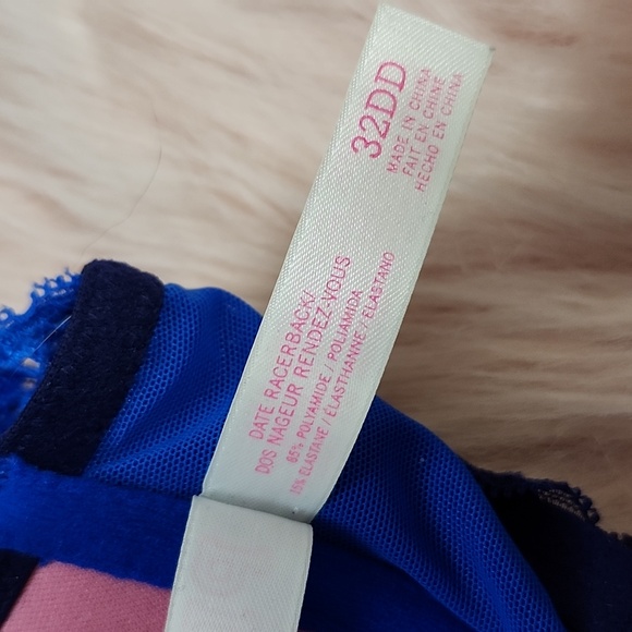 PRE-LOVED PINK VICTORIA'S SECRET RACERBACK BRA-32DD - Picture 4 of 6